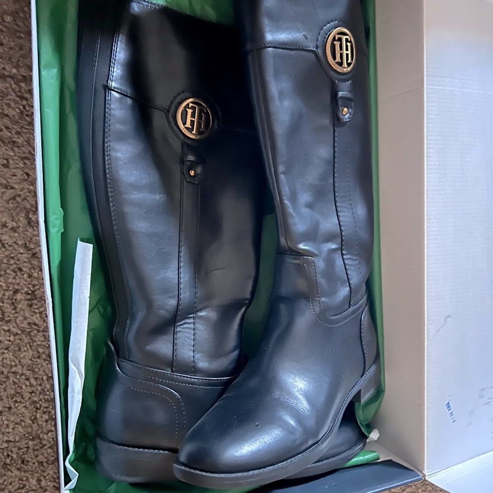 Beautiful Tommy Boots